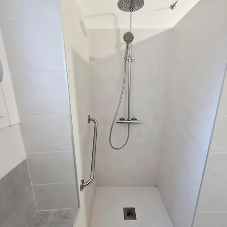 Apartment Hd Oasi Urbana Con Parcheggio Privato Gratuito, Fronte Stazione Chivasso