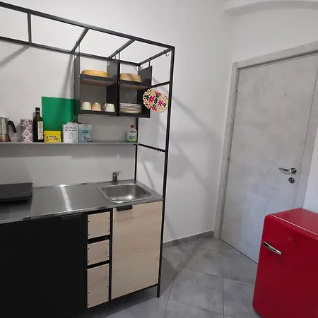 Hd Oasi Urbana Con Parcheggio Privato Gratuito, Fronte Stazione *