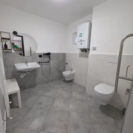 Hd Oasi Urbana Con Parcheggio Privato Gratuito, Fronte Stazione Apartment Chivasso