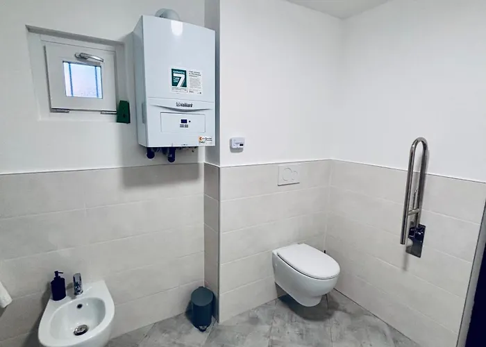Apartment Hd Oasi Urbana Con Parcheggio Privato Gratuito, Fronte Stazione Chivasso