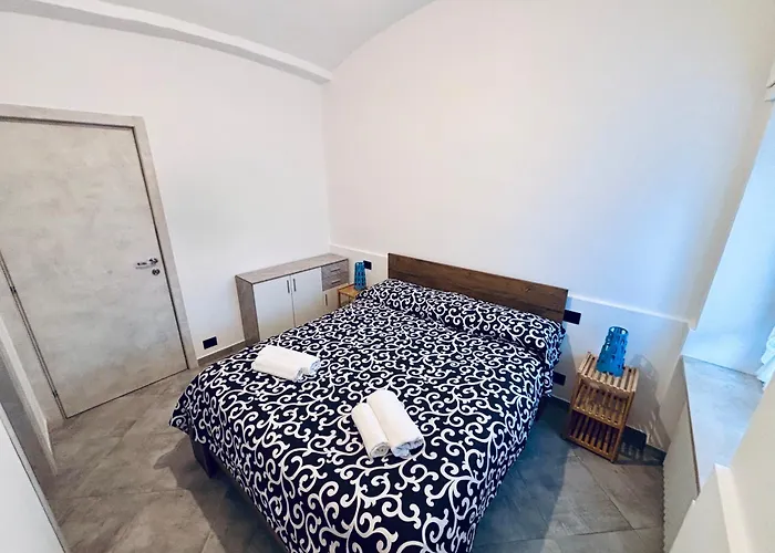 Apartment Hd Oasi Urbana Con Parcheggio Privato Gratuito, Fronte Stazione *