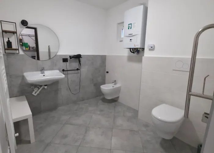 Hd Oasi Urbana Con Parcheggio Privato Gratuito, Fronte Stazione Apartment Chivasso